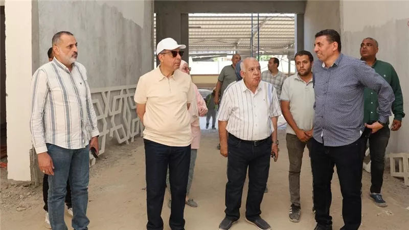 محافظ المنيا يتفقد اللمسات الأخيرة لمشروع تطوير منطقة 