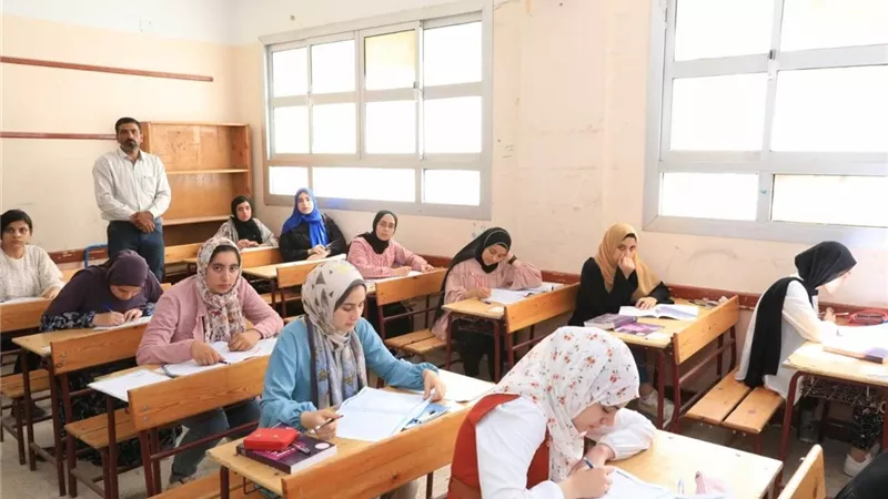 الثانوية العامة: إعادة هندسة الامتحانات عبر 613 مجمعًا و2032 لجنة 