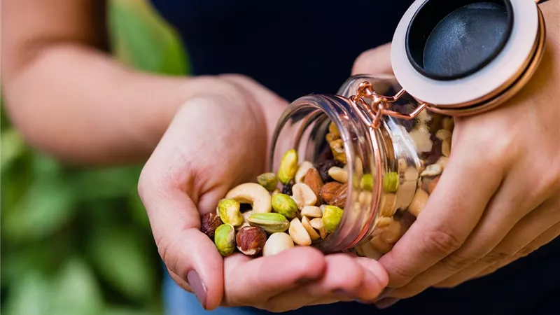 5 أطعمة تدعم الصحة مع التقدم في العمر