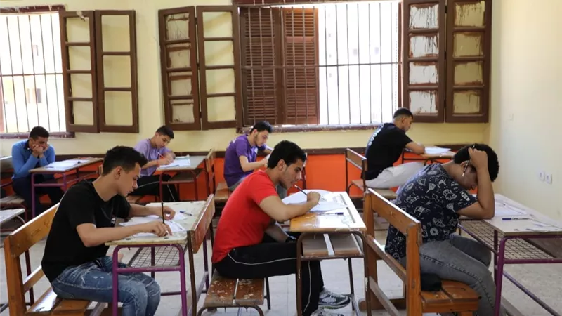 تعليم القاهرة تكثف استعداداتها لامتحانات الثانوية العامة وجاهزية كاملة