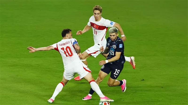 باراجواي تسقط تركيا وتنهي مشوارها رسميًا في كأس العالم 2026