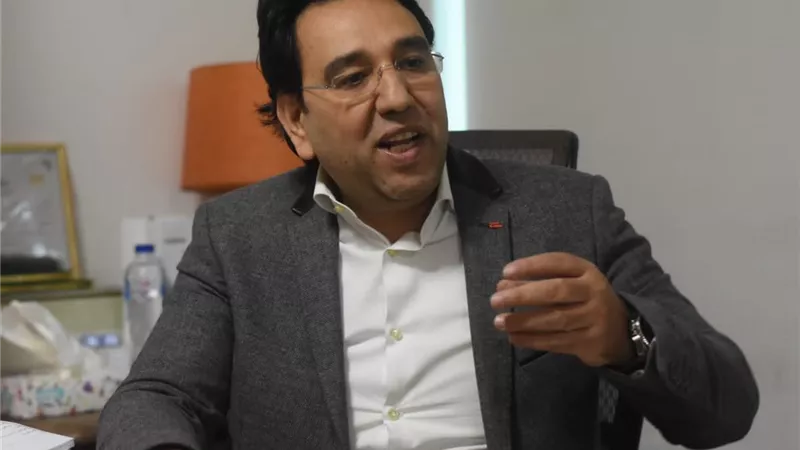 أيمن محسب: مشاورات العلمين تعكس ثقة المجتمع الدولي في الرؤية المصرية