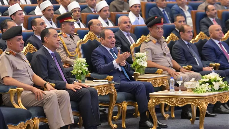 رئيس جامعة بنها يشارك في حفل تخرج الدورة الثالثة لأئمة وزارة الأوقاف 