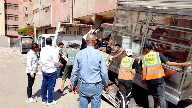 جهاز 6 أكتوبر يشن حملة لإزالة الإشغالات بالقطاع الجنوبي