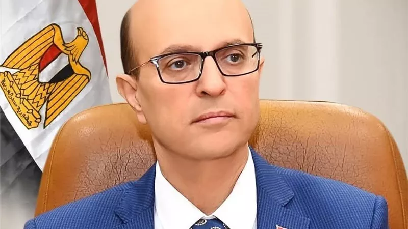 فريق جراحة القلب بجامعة أسيوط ينجح في استخراج سيخ حديدي من جسد شاب
