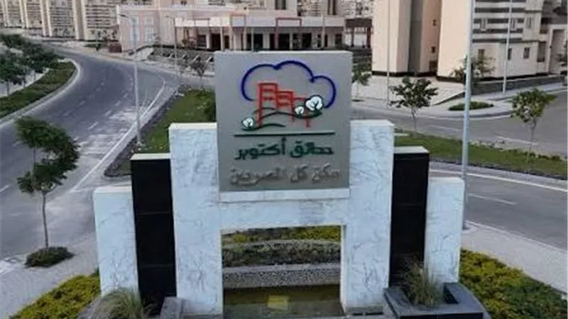 رئيس جهاز حدائق أكتوبر يلتقي سكان «النرجس» لبحث مطالبهم وتطوير الخدمات