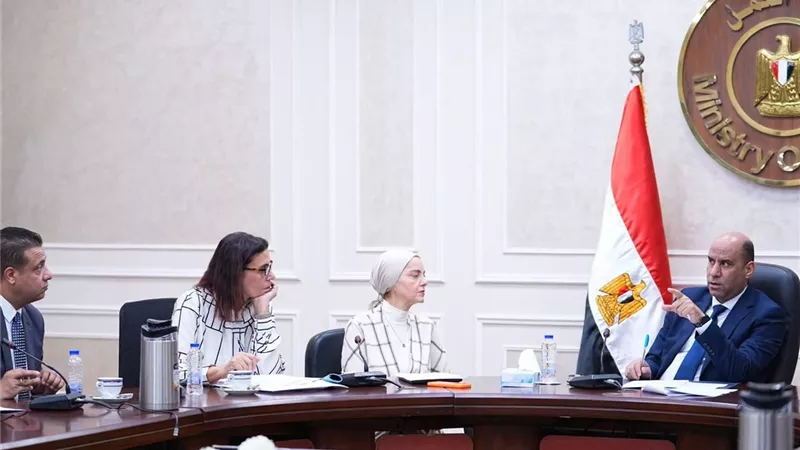 وزير العمل: نسعى لتأهيل الشباب على المهارات الحديثة والمهن المستقبلية 