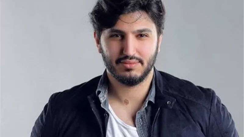 محمد فضل شاكر: والدي يواجه أزمة صحية وننتظر الإنصاف في المحكمة 