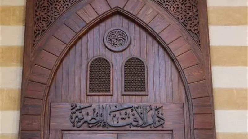 حكم سب الدين المنتشر بين الشباب في الشوارع.. دار الإفتاء تحذر