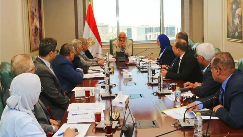 عصمت يتابع خطة تأمين الشبكة الموحدة ويؤكد الجاهزية لمواجهة أحمال الصيف
