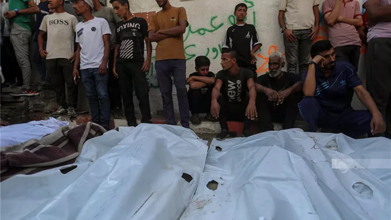 تكبيل وتعصيب الأعين.. الاحتلال يرتكب انتهاكات مروعة بحق شهداء فلسطين
