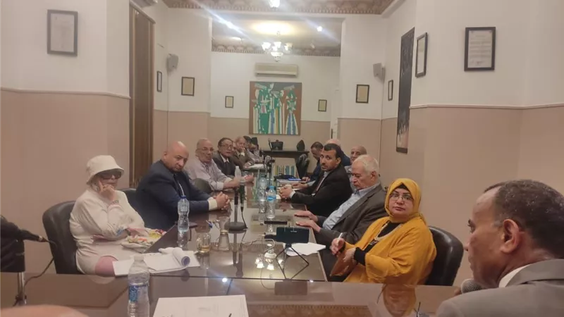 اتحاد الكتّاب يناقش «اختلاف الثقافات وأثره في الترجمة»