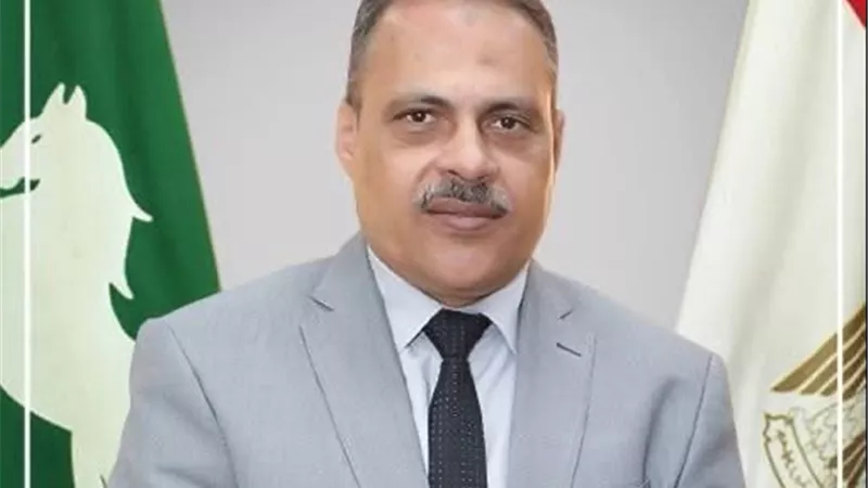 محافظ الشرقية يحيل 24 عاملا بالمنشآت الخدمية للتحقيق العاجل