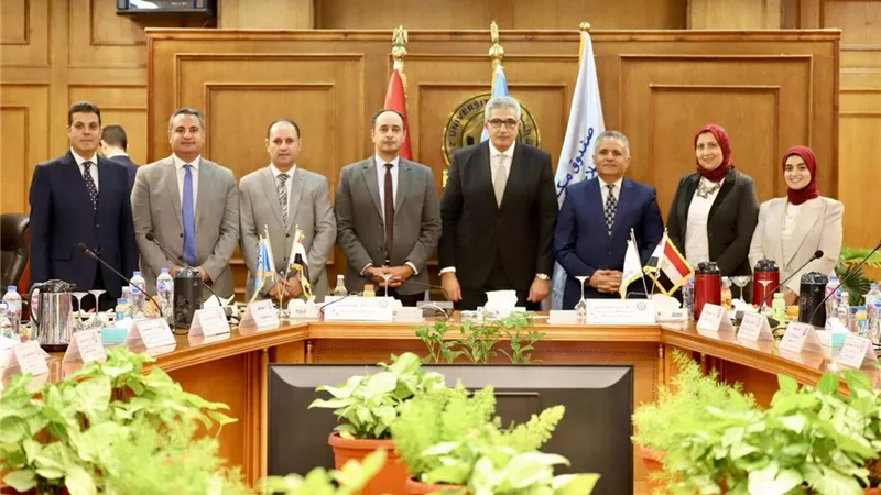 إدراج الوقاية من المخدرات بمادة «القضايا المجتمعية» على مستوى الجامعات 