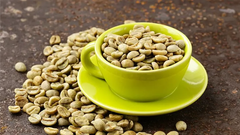 الشاي الأخضر أم القهوة الخضراء: أيهما الأفضل لوزن مثالي؟ 