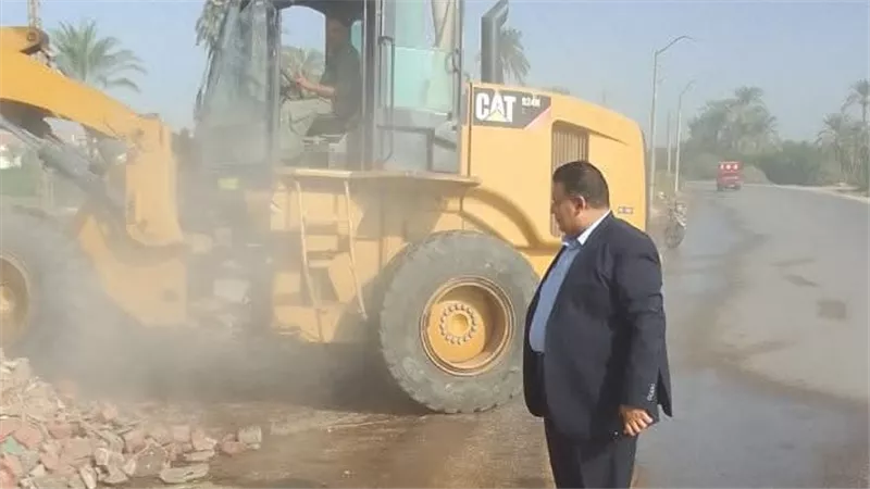رئيس مدينة بني سويف: نعمل على مدار الساعة للحفاظ على نظافة الشوارع والميادين