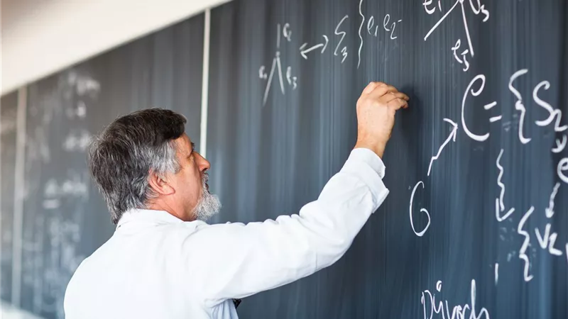 1.034 مليون معلم يدرّسون لـ 28.9 مليون تلميذ بالتعليم قبل الجامعي 