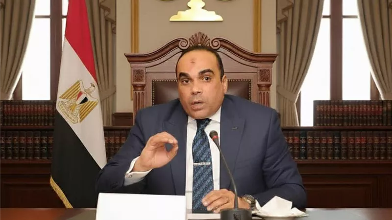 المستشار خالد محجوب: تعديل المادة 54 من الدستور ضرورة لضمان حق المتهم في اختيار محاميه