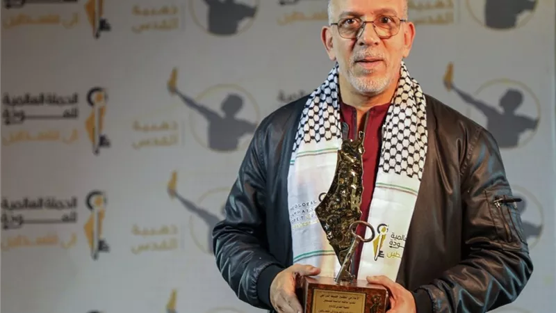 حفيظ دراجي يستعيد كلمات أبو عبيدة بعد إعلان وقف إطلاق النار بغزة