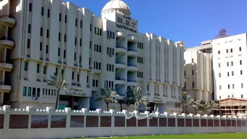 دهس 3 فتيات أمام جامعة السلاب بالمنصورة