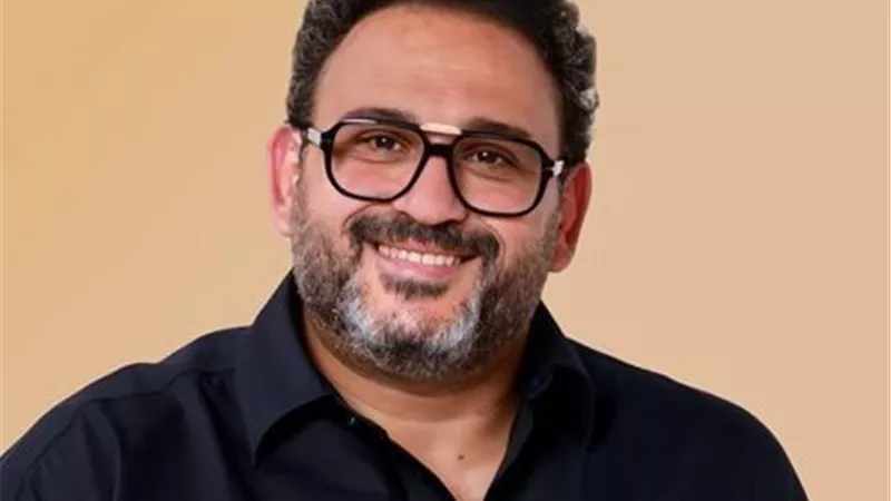 أكرم حسني يكشف لـ«إيجبتك» تفاصيل مشاركته بافتتاح مهرجان المهن التمثيلية