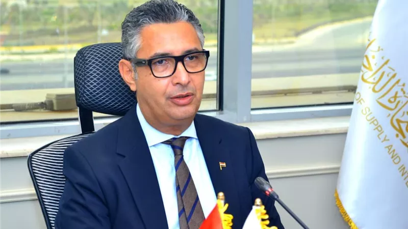 التموين تبحث مع «إي أند مصر» تطوير المنافذ التموينية تحت علامة «كاري أون»  الموحدة 