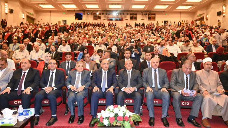 وزير الري يشارك فى فعاليات ندوة نظمتها محافظة الإسماعيلية عن الأمن المائي |صور