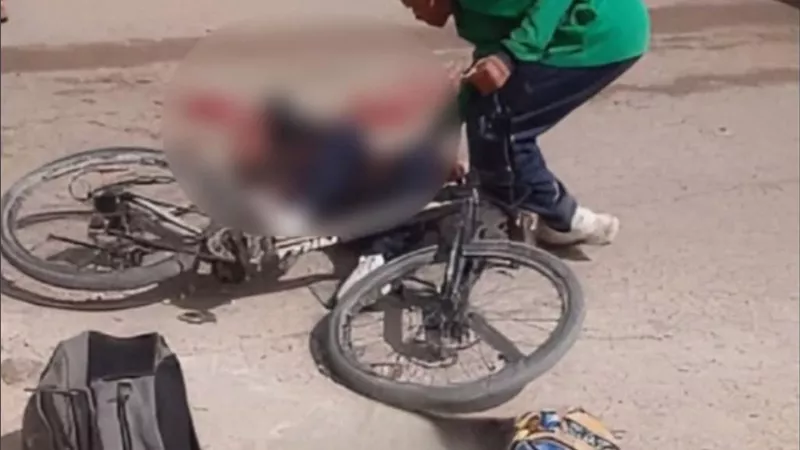 مصرع طالب دهسته سيارة أثناء عودته من المدرسة في السويس
