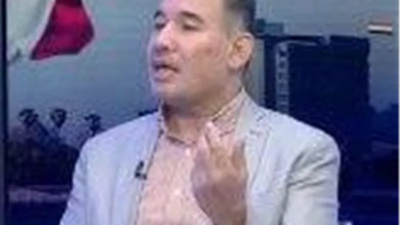 الشاعر سامح محجوب: أغلب النقاد يمارسون نقد السرد باعتباره 