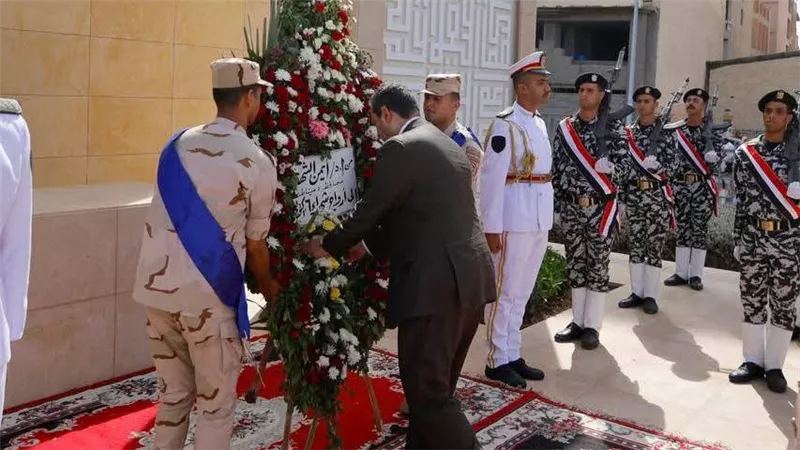  الذكرى الـ52 لأكتوبر.. محافظ دمياط يكرم أرواح الشهداء ويحيي بطولات القوات المسلحة