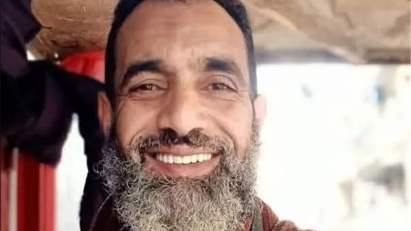 أضاء بلدته ومات بصعق كهربائي.. أسرة عامل توفي بالشرقية: كان محبًا للخير ويشارك في تغسيل الموتى