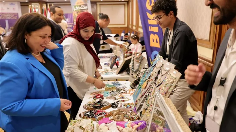 التضامن الاجتماعي : التمكين الاقتصادي للمرأة قضية محورية في مسار التنمية