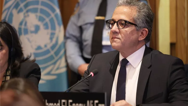 مفاجأة.. رئيسة الجمعية العامة لليونيسكو بشّرت  بفوز «العناني» من 3 أشهر ماضية