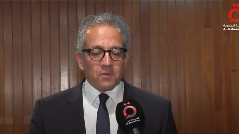 خالد العناني: فخور بكوني أول مصري وعربي يفوز بمنصب مدير اليونسكو| فيديو