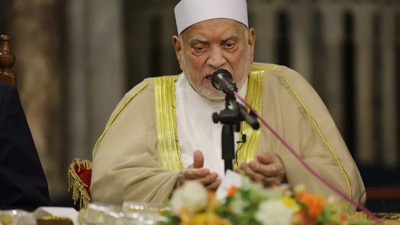 في حب آل البيت.. قناة الناس تذيع فيديو مؤثر للدكتور أحمد عمر هاشم