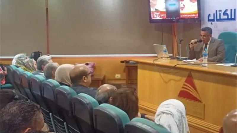 ملحمة وطنية يسطرها أبناء البحيرة في احتفالات نصر أكتوبر بمعرض دمنهور للكتاب