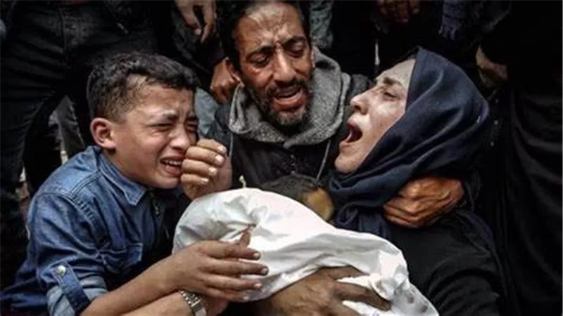 طوفان الأقصى: حين استعاد الفلسطينيون صوتهم وفقدوا حياتهم