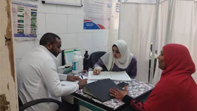  الصحة بالأقصر: الكشف على 756 حالة ضمن قافلة طبية بمدامود عجوز