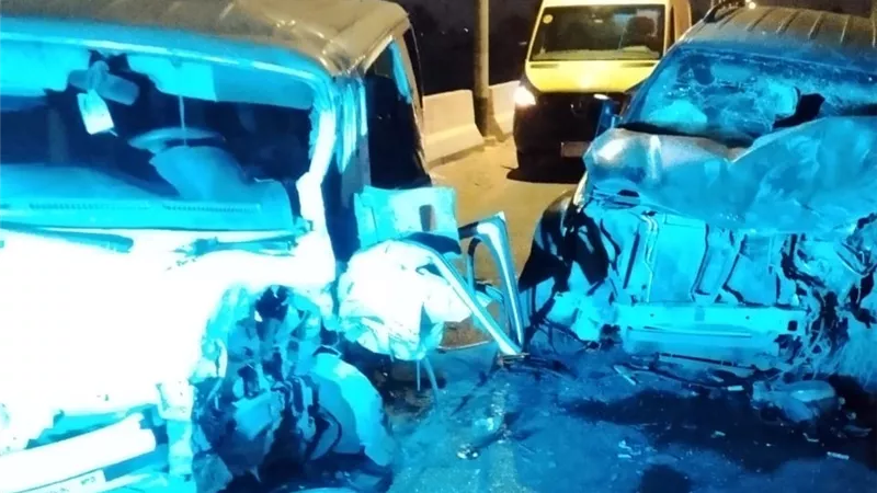 بالأسماء والصور| إصابة 11 شخصًا في تصادم سيارتين بطريق موشا الجديد بأسيوط
