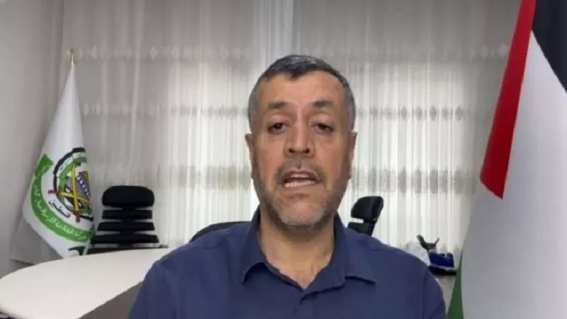 هل تسلم حماس سلاحها؟.. قيادي بالحركة يحسم الجدل | فيديو