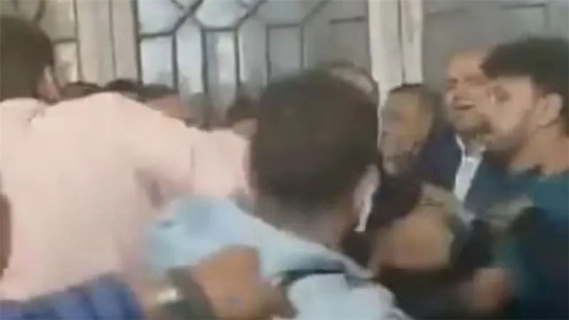 طنطا تشهد مشادات واشتباكات على أسبقية تسليم أوراق الترشح لمجلس النواب