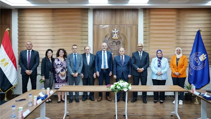   هيئة الدواء تستقبل وفدا لبنانيا رفيع المستوى للاطلاع على التجربة التنظيمية المصرية