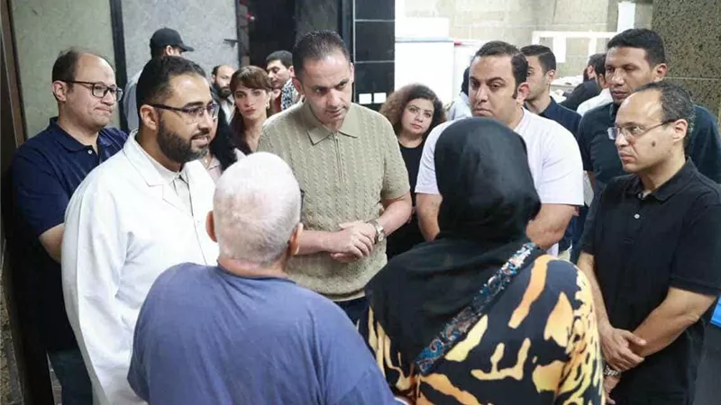 يتصدى للفساد.. إحالات للتحقيق بالجملة في جولة ليلية مفاجئة لنائب وزير الصحة بمستشفيات الإسكندرية