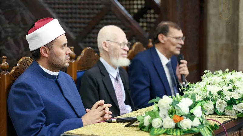 الجامع الأزهر: الدفاع عن الأوطان شرف.. ولا يجوز وصف المدافعين بالإرهابيين  