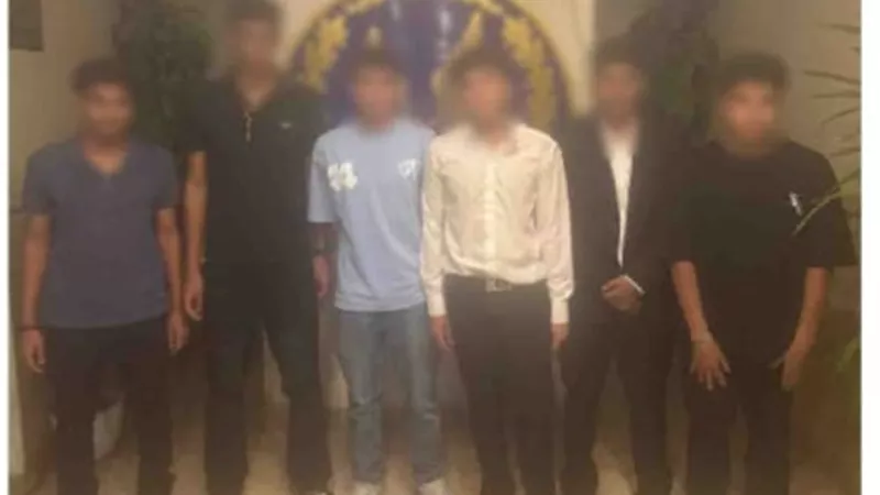 إصابة 4 طلاب والقبض على 6 آخرين فى مشاجرة أمام مدرسة بالتجمع الخامس