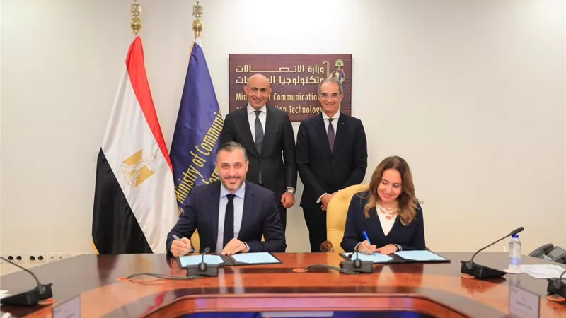 شراكة جديدة بين الحكومة و«إتش بي» لتطوير التعليم الرقمي في مدارس «WE»