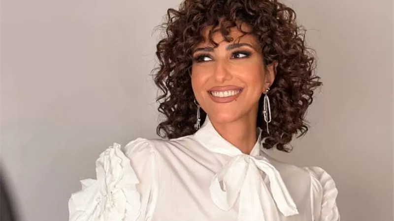 حنان مطاوع تستعين بحكمة من جلال الدين الرومي