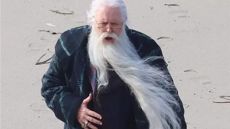 أول ظهور لجون ليثجو في الجزء الجديد من مسلسل «Harry Potter»