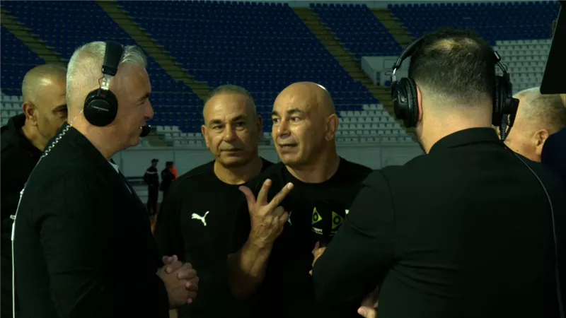 حسام حسن باكيا : هدفي إسعاد الشعب المصري..وتحية خاصة للرئيس السيسي