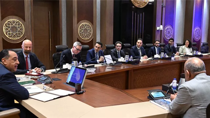  «مدبولي» يبحث مع “سكاتك” مشروعات الطاقة واستثمارات بـ5 مليارات دولار 